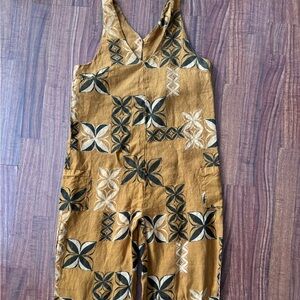 Kealopiko Moana Motifs | Keyhole Jumper - mustard